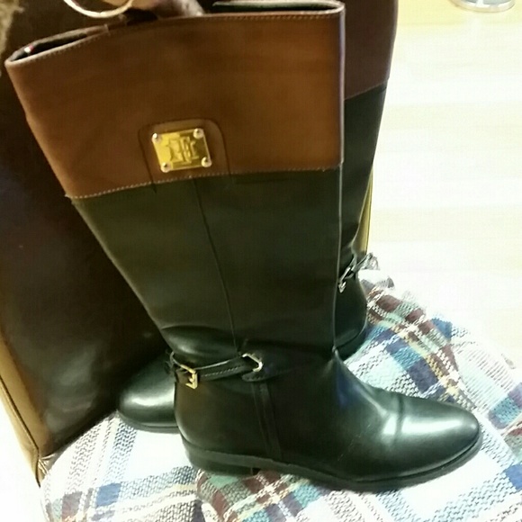 Tommy Hilfiger Boot's - Picture 1 of 3